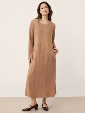 Lintico Long Sleeve Midi Dress